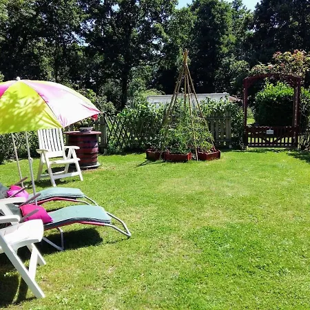 Accessible Avec Jardin Fleuri Pres De Pornic, Eco-renove Et Equipe Tatil Evi La Sicaudais